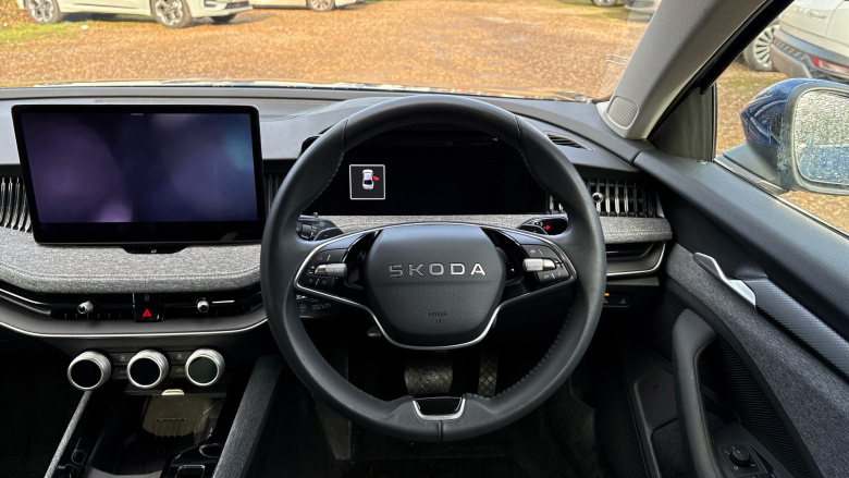 Skoda Superb 1.5 TSI e-TEC SE Technology 5dr DSG Petrol Hatchback